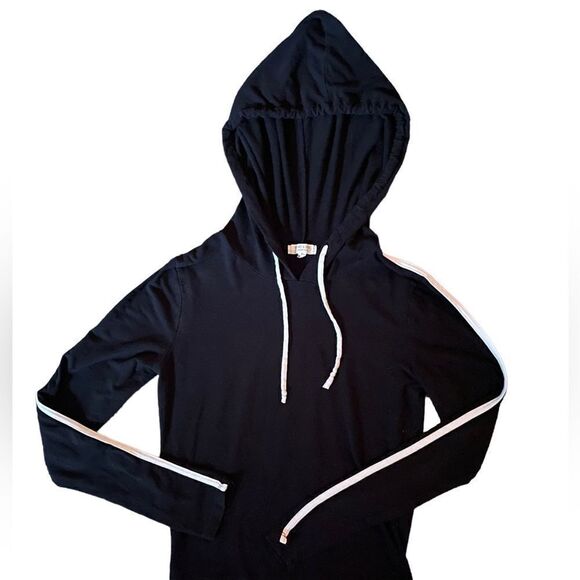 Heart & Hips l Girl’s Hoodie l Black w/White stripes l Small l EUC - Picture 3 of 6